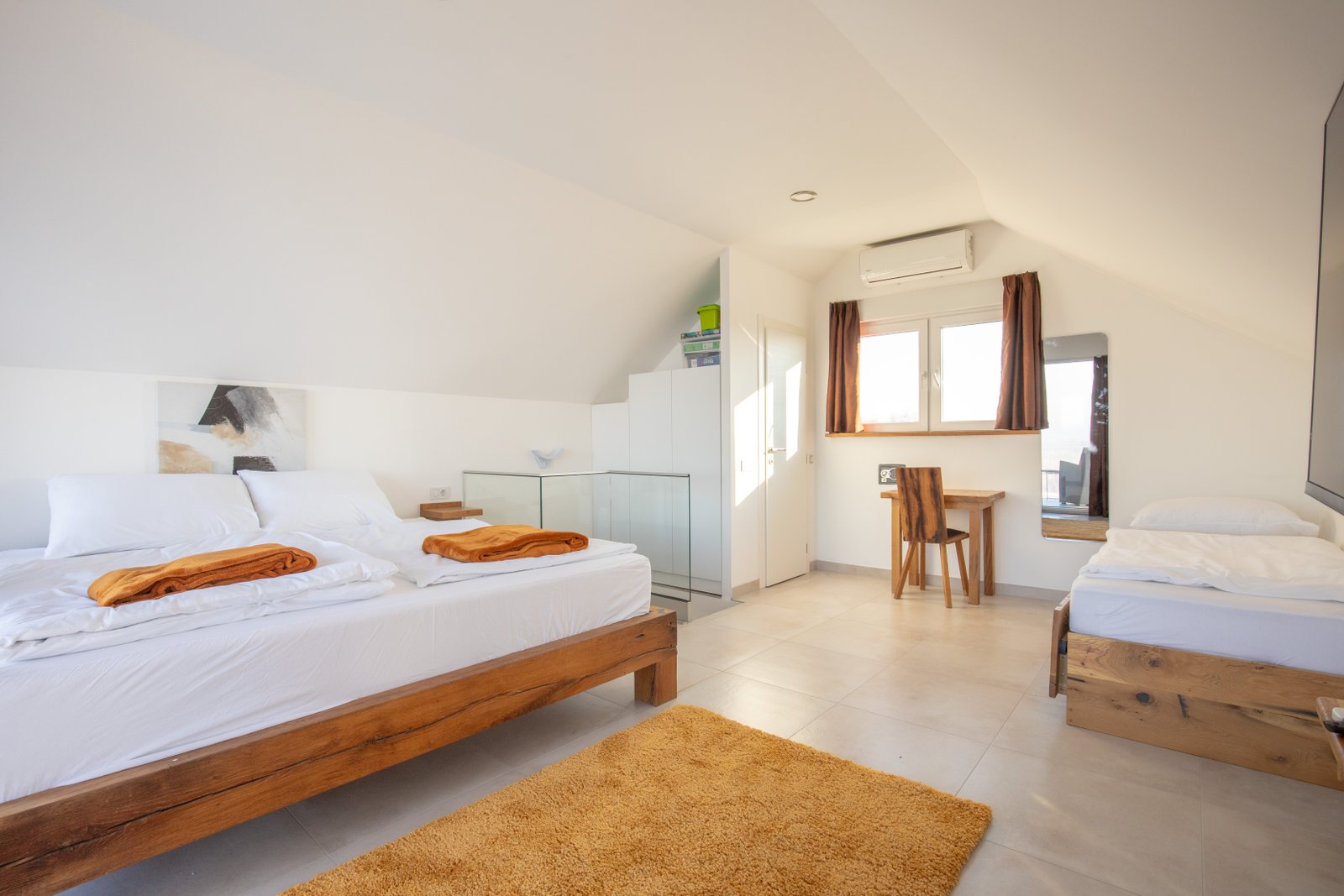 Panorama House Aljmaš s panoramskim pogledom na Dunav